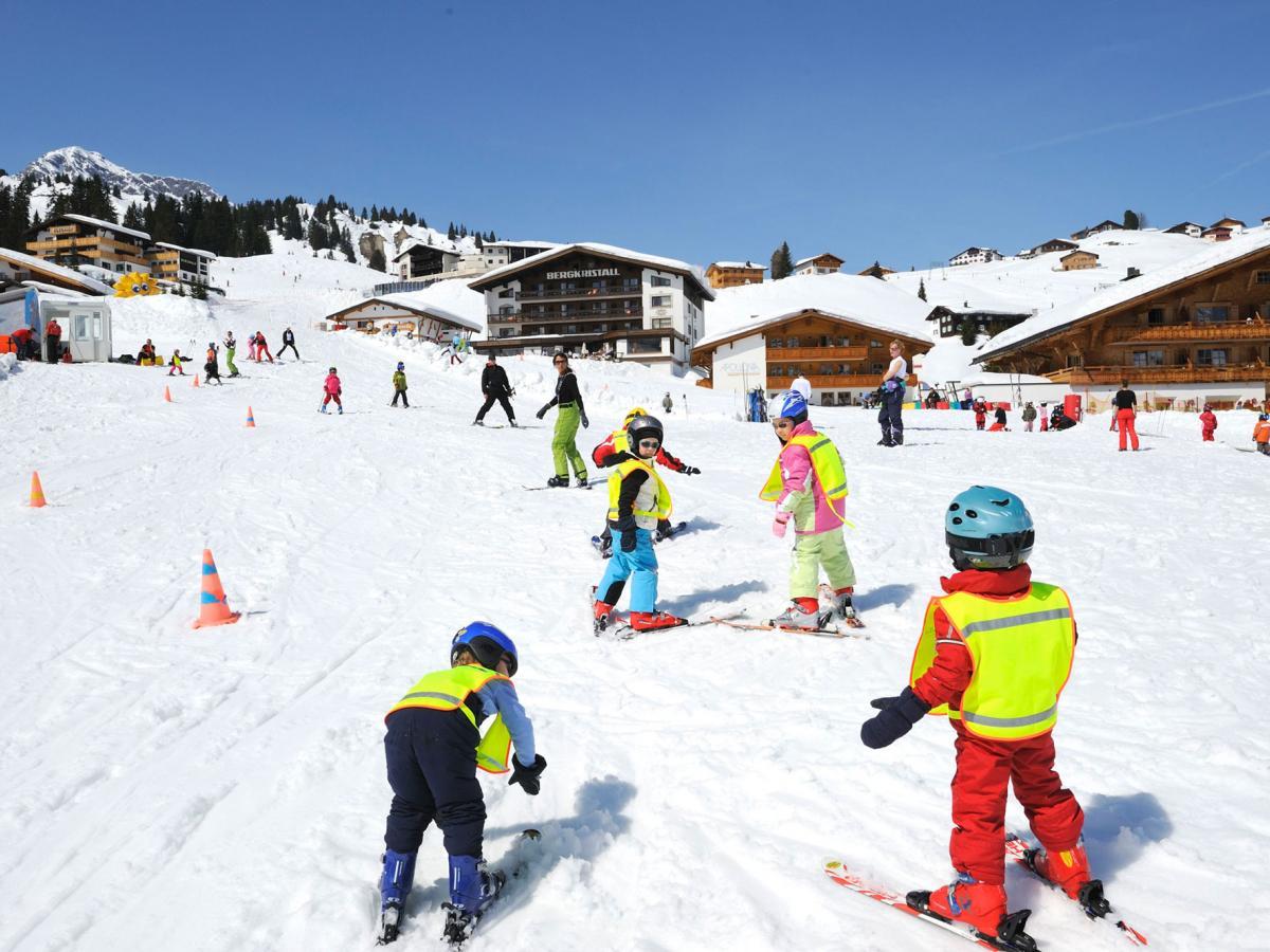 Lech Zuers am Arlberg Skischule Oberlech